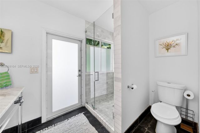 8250 NE 3rd Ct, Miami, FL 33138