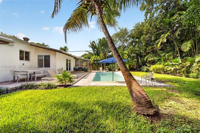 8250 NE 3rd Ct, Miami, FL 33138