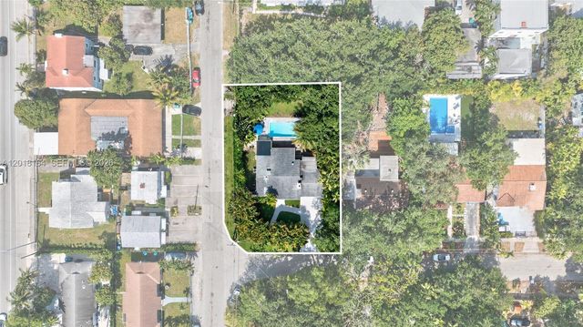 8250 NE 3rd Ct, Miami, FL 33138