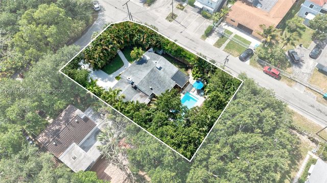 8250 NE 3rd Ct, Miami, FL 33138