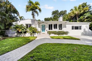 8250 NE 3rd Ct, Miami, FL 33138