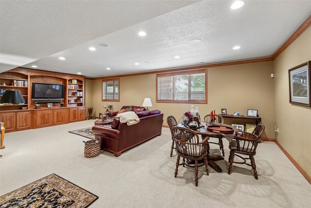 3315 NE Renaissance Drive, Ankeny, IA 50021