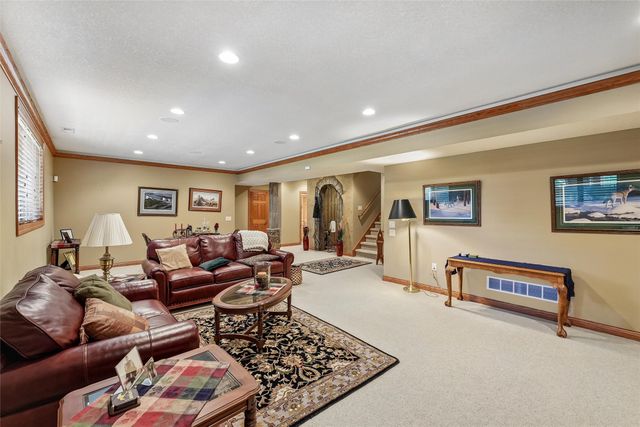 3315 NE Renaissance Drive, Ankeny, IA 50021