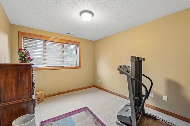 3315 NE Renaissance Drive, Ankeny, IA 50021