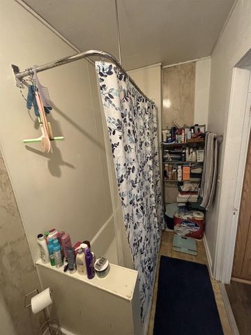 308-310 W Madison Street, Spring Green, WI 53588