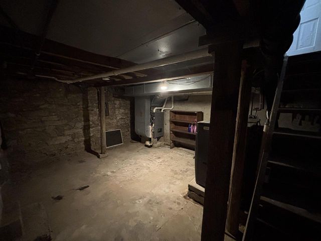 308-310 W Madison Street, Spring Green, WI 53588