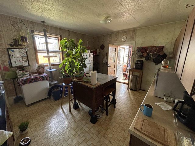 308-310 W Madison Street, Spring Green, WI 53588