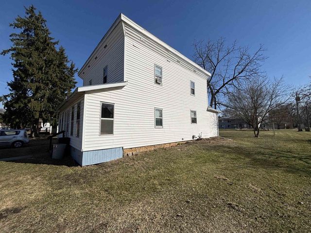 308-310 W Madison Street, Spring Green, WI 53588