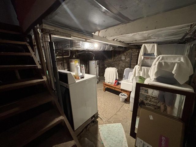 308-310 W Madison Street, Spring Green, WI 53588