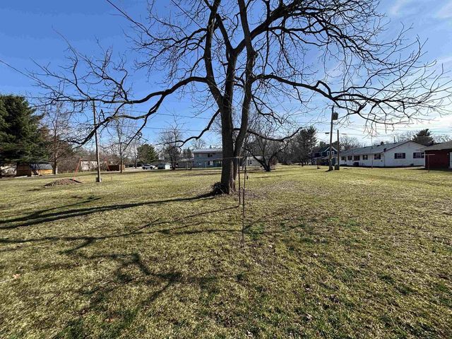 308-310 W Madison Street, Spring Green, WI 53588