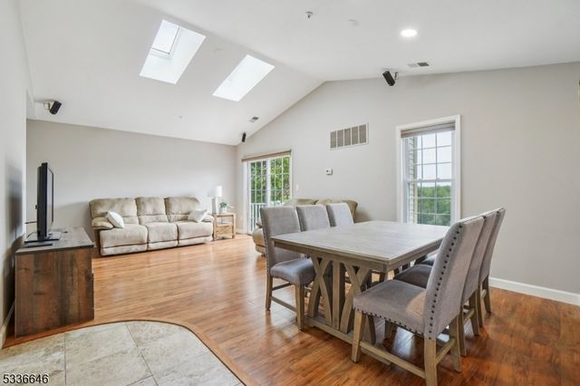 103 Potomac Dr, Bernards Twp., NJ 07920