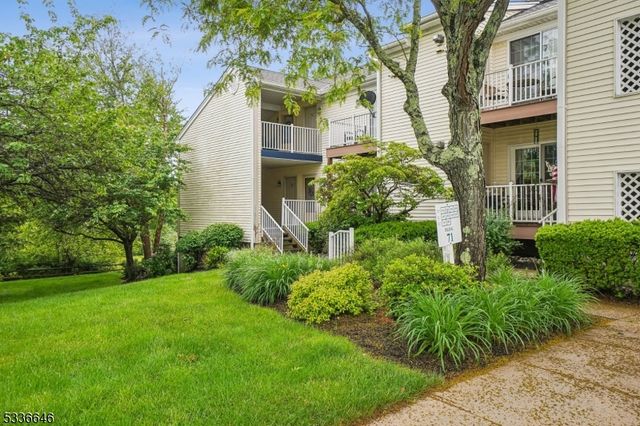 103 Potomac Dr, Bernards Twp., NJ 07920