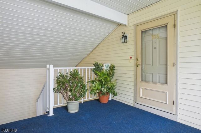 103 Potomac Dr, Bernards Twp., NJ 07920