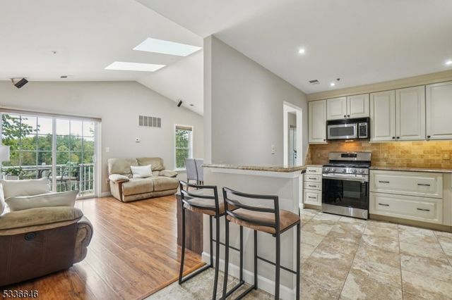 103 Potomac Dr, Bernards Twp., NJ 07920