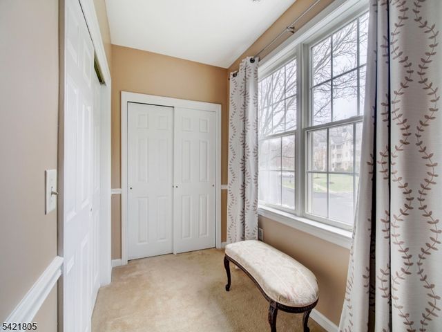 9 Zachary Way, Mount Arlington Boro, NJ 07856