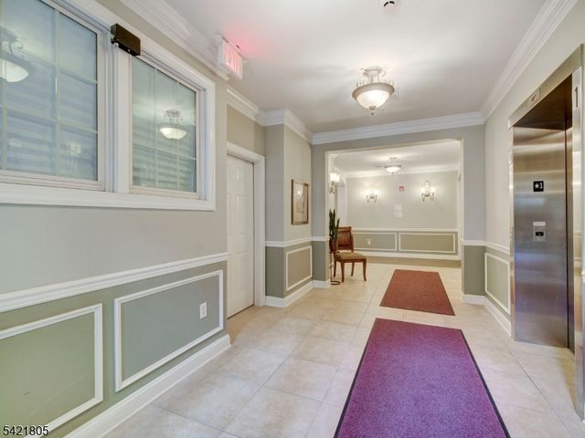 9 Zachary Way, Mount Arlington Boro, NJ 07856