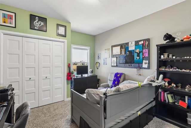 7728 NW 95th Court, Johnston, IA 50131