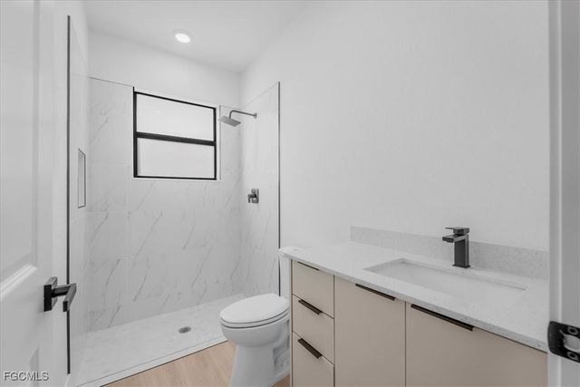 8044 Buttercup CIR, Labelle, FL 33935