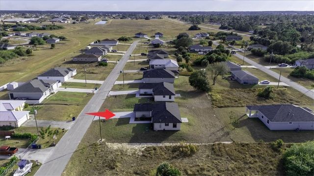 8044 Buttercup CIR, Labelle, FL 33935