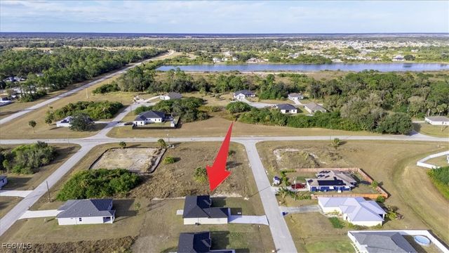 8044 Buttercup CIR, Labelle, FL 33935