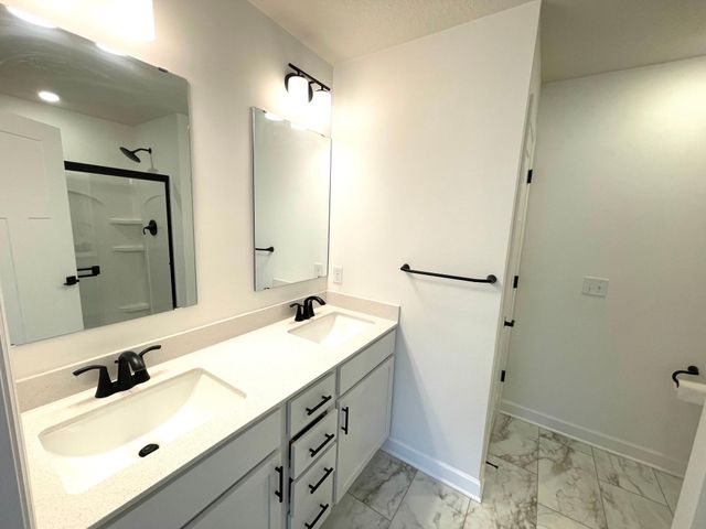 23268 Farmstead Way, Rogers, MN 55374