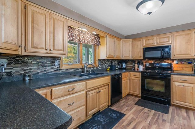 630 MT MARY DRIVE, Green Bay, WI 54311