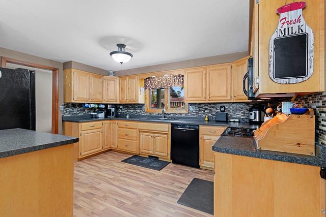 630 MT MARY DRIVE, Green Bay, WI 54311