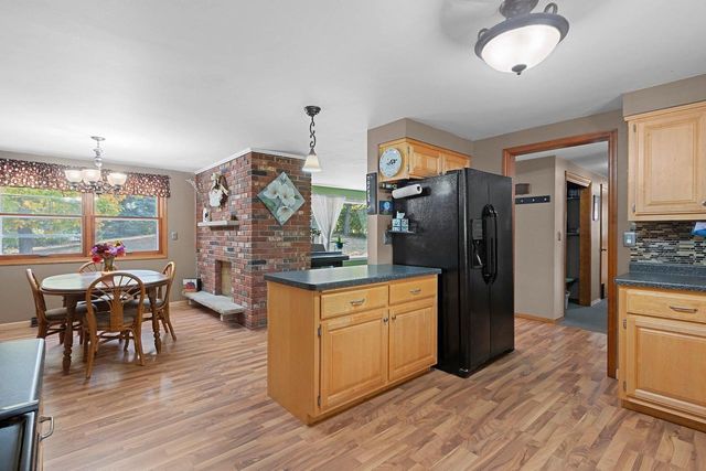 630 MT MARY DRIVE, Green Bay, WI 54311