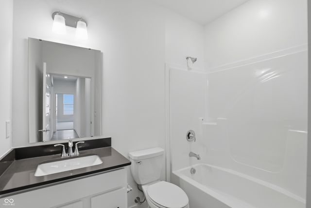 5199 Nettleton Way, Avon, IN 46123