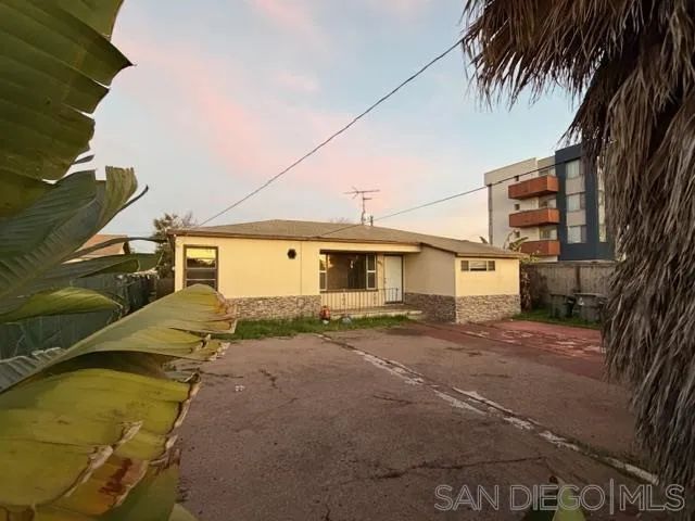 645 Florence St, Imperial Beach, CA 91932