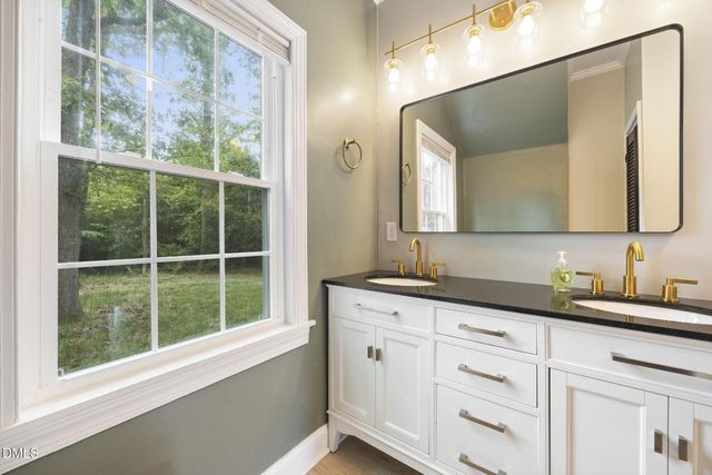 953 Bonlee Bennett Road, Siler City, NC 27344