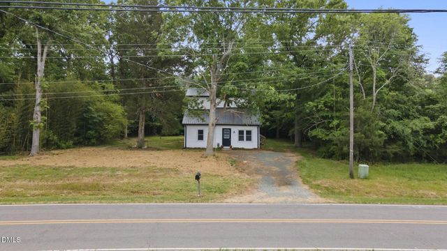 953 Bonlee Bennett Road, Siler City, NC 27344
