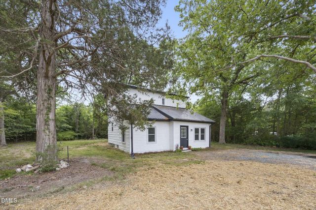 953 Bonlee Bennett Road, Siler City, NC 27344