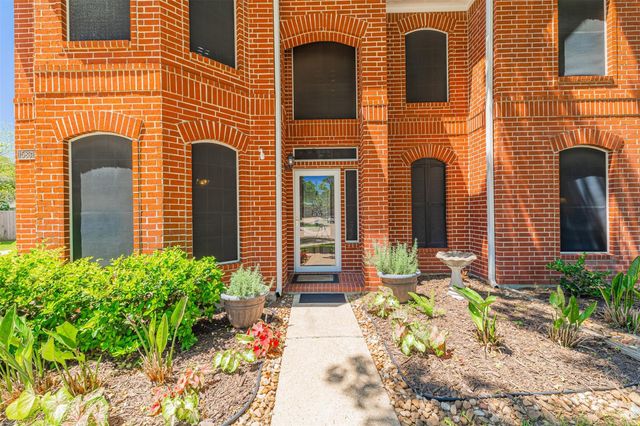 15831 Cade Court, Houston, TX 77095