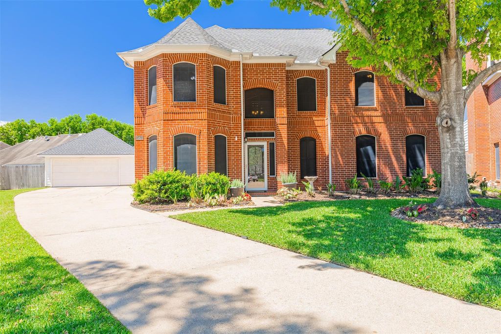 15831 Cade Court, Houston, TX 77095