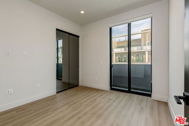 3833 Dunn Drive 201, Culver City, CA 90232