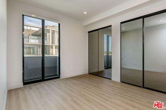 3833 Dunn Drive 201, Culver City, CA 90232
