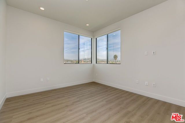 3833 Dunn Drive 201, Culver City, CA 90232