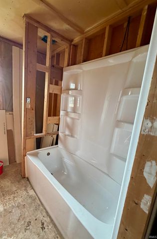 4346 N 200 E, Monon, IN 47959