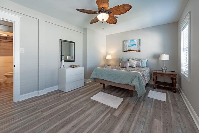 1726 65th Street, Galveston, TX 77551