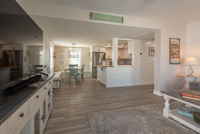 1726 65th Street, Galveston, TX 77551