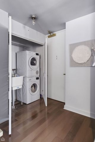 100 E Walton Street 11B, Chicago, IL 60611