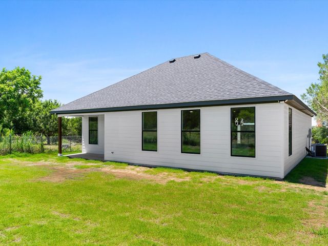 3505 Brazos River Drive, Granbury, TX 76048