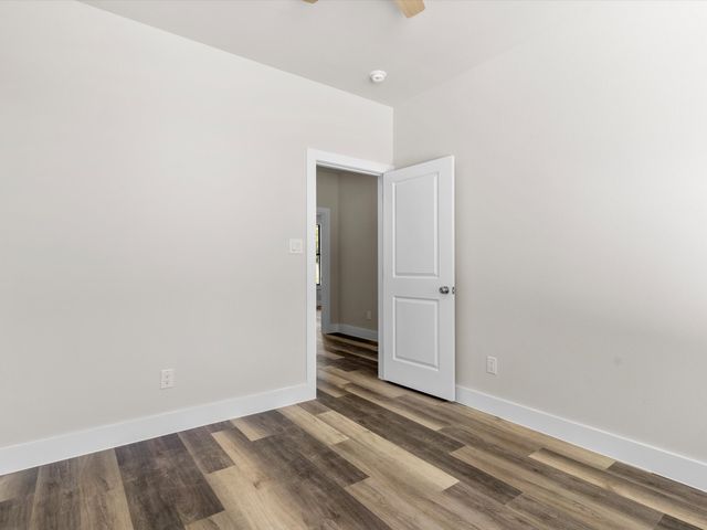 3505 Brazos River Drive, Granbury, TX 76048