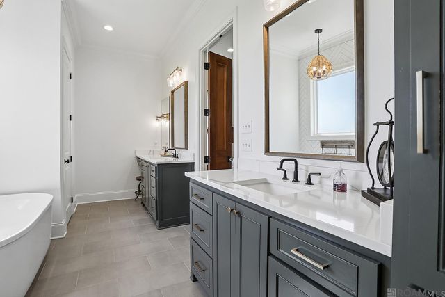 339 Glenthorne Dr, Gonzales, LA 70737