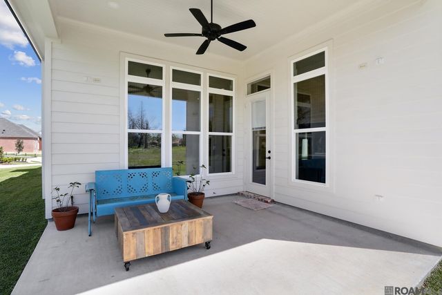 339 Glenthorne Dr, Gonzales, LA 70737