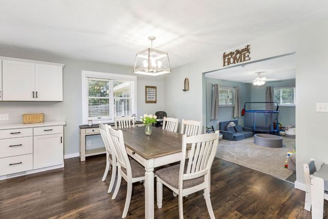 2097 Bonniedale Drive, Bellbrook, OH 45305