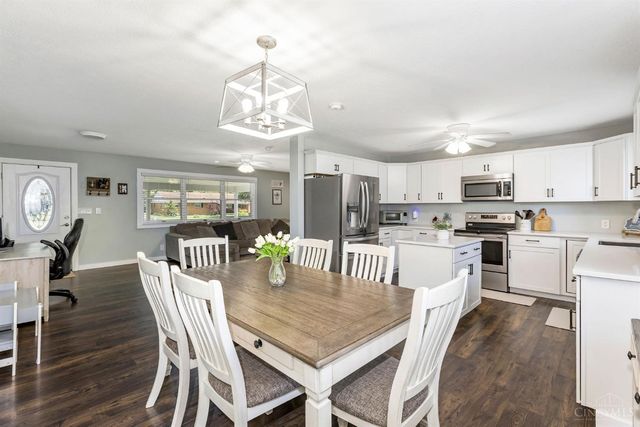 2097 Bonniedale Drive, Bellbrook, OH 45305