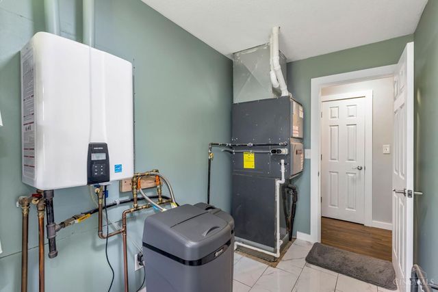 2097 Bonniedale Drive, Bellbrook, OH 45305