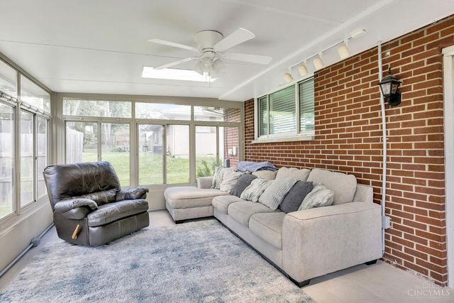 2097 Bonniedale Drive, Bellbrook, OH 45305
